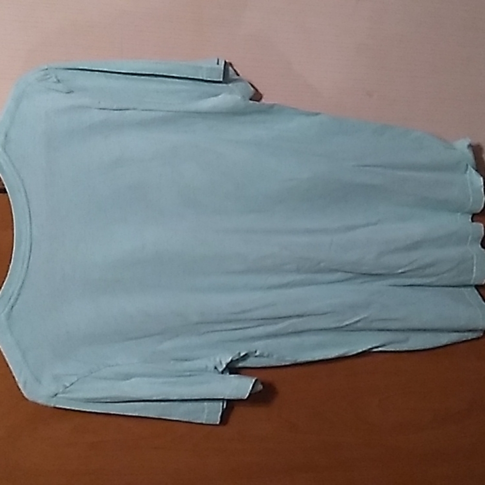 Tee - Picture 2 of 3